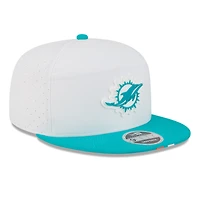Casquette snapback 9FIFTY à panneaux fendus New Era pour homme, blanc/bleu marine, Miami Dolphins, camp d'entraînement NFL 2025