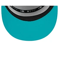 Casquette snapback 9FIFTY à panneaux fendus New Era pour homme, blanc/bleu marine, Miami Dolphins, camp d'entraînement NFL 2025