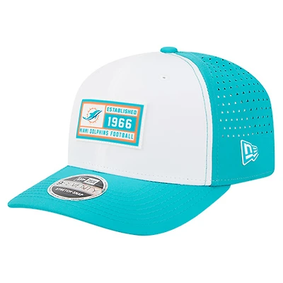 Casquette ajustable New Era 9SEVENTY blanche/aqua pour homme, Miami Dolphins Established Patch