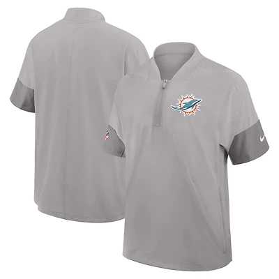 Veste d'entraîneur Nike grise à manches courtes et fermeture éclair quart de tour pour homme des Miami Dolphins