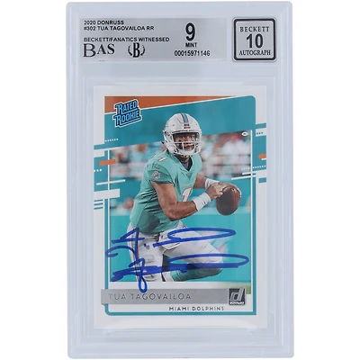 Tua Tagovailoa Miami Dolphins Autographed 2020 Panini Donruss Rated Rookie #302 Beckett Fanatics Witnessed Authenticated 9/10 Rookie Card