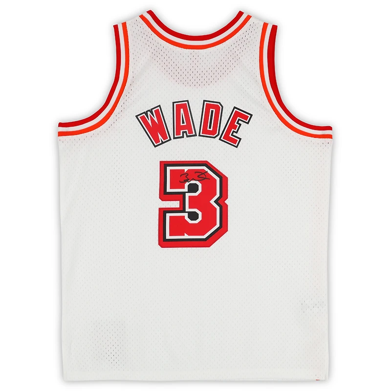 Dwyane Wade Miami Heat Autographed Mitchell & Ness 2007-08 Classic White Swingman Jersey 
