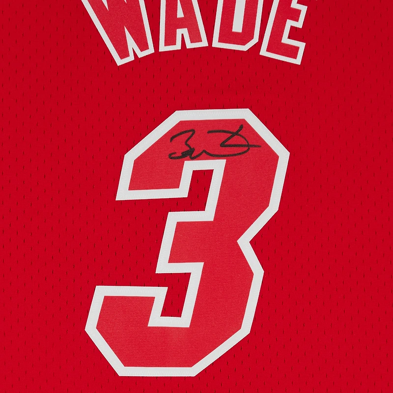 Maillot Swingman rouge autographié par Dwyane Wade Miami Heat Mitchell & Ness pour le jour de Noël 2012