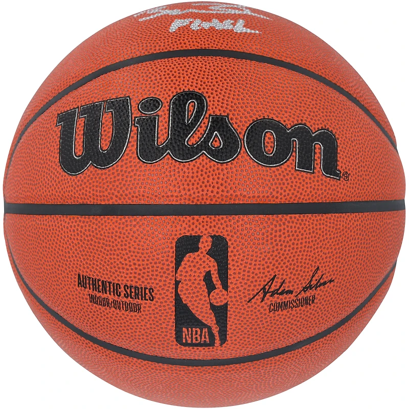 Ballon de basket-ball d'intérieur/extérieur Wilson Authentic Series autographié par Dwyane Wade Miami Heat avec inscription « Flash »