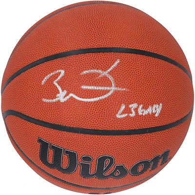 Ballon de basket-ball d'intérieur/extérieur Wilson Authentic Series autographié par Dwyane Wade Miami Heat avec inscription « L3GACY »
