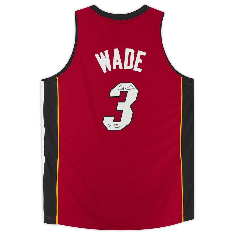 Maillot authentique dédicacé par Mitchell & Ness par Dwyane Wade des Miami Heat avec inscription « 3x NBA Champ »