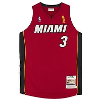 Maillot d'équipe authentique autographié par Mitchell & Ness par Dwyane Wade, Miami Heat