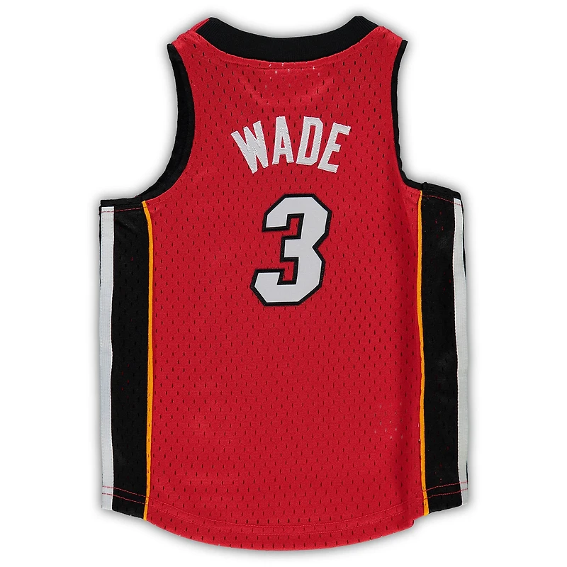 Maillot de joueur Mitchell & Ness Dwyane Wade rouge Miami Heat 2005/06 Hardwood Classics pour bébé