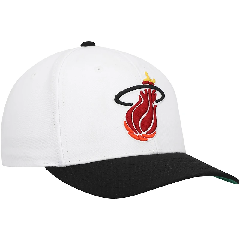 Casquette Snapback Miami Heat Hardwood Classics Core 2-Tone 2.0 Pro Mitchell & Ness pour homme, blanc/noir