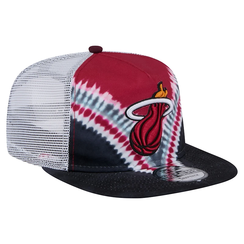 Men's New Era Black/Red Miami Heat Throwback Dye Golfer Snapback Hat