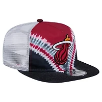 Men's New Era Black/Red Miami Heat Throwback Dye Golfer Snapback Hat