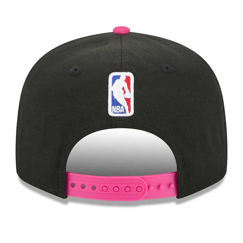 Casquette snapback New Era 9FIFTY pour homme, noire et turquoise, édition Miami Heat 2025/26 City.