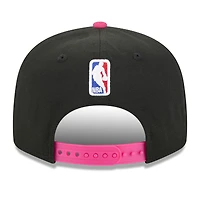 Casquette snapback New Era 9FIFTY pour homme, noire et turquoise, édition Miami Heat 2025/26 City.