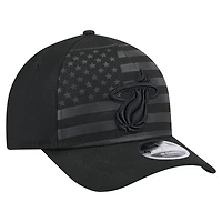 Casquette ajustable A-Frame 9FORTY noire pour homme avec drapeau du jour de match des Miami Heat de New Era
