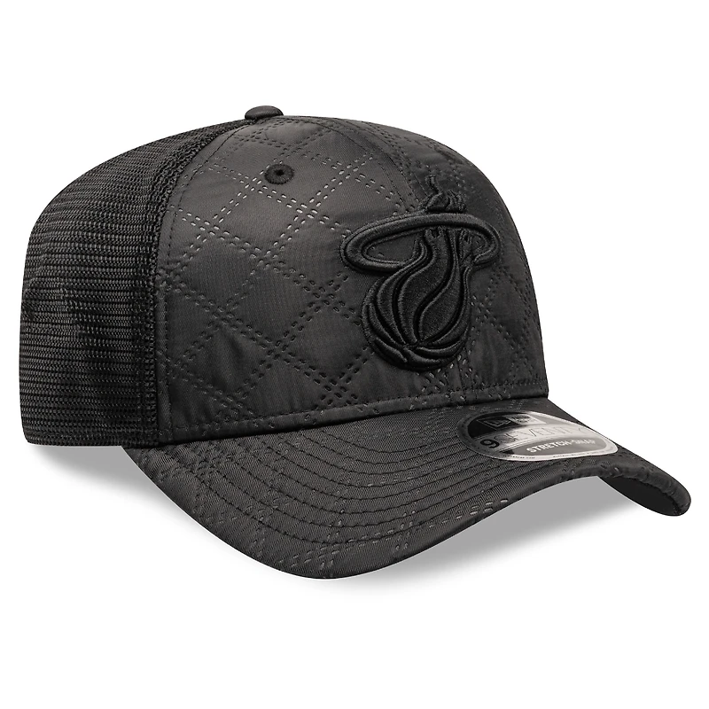 Casquette ajustable en nylon matelassé noir Miami Heat 9SEVENTY de New Era pour homme