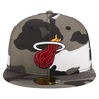 Casquette ajustée 59FIFTY New Era Miami Heat Snow Camo pour hommes