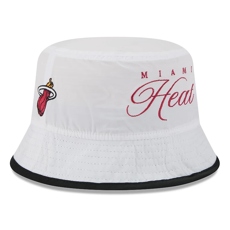 Bob en nylon blanc/noir New Era pour homme, Miami Heat, draft NBA 2025