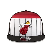 Casquette snapback 9FIFTY blanche/noire pour homme New Era Miami Heat 2025 NBA Tip Off Split Panel
