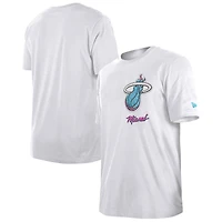 Men's New Era  White Miami Heat 2024/25 City Edition Chenille Heavyweight T-Shirt
