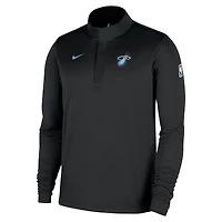 Haut Nike noir Miami Heat 2025/26 City Edition Remix Authentic Coaches Dri-FIT à demi-zip pour homme