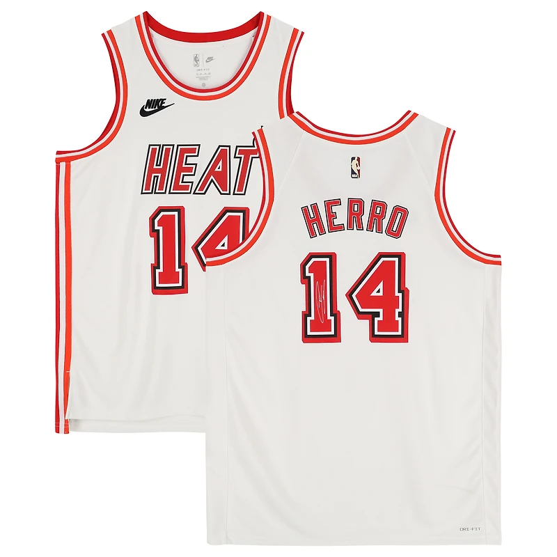 Maillot Nike Swingman blanc dédicacé par Tyler Herro des Miami Heat 2022-23