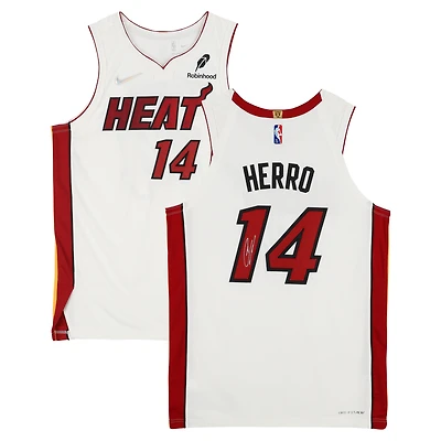 Maillot authentique Nike blanc dédicacé par Tyler Herro du Miami Heat