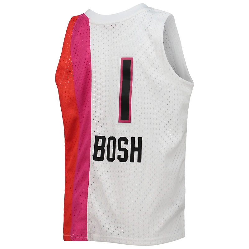 Maillot Swingman blanc pour jeunes Mitchell & Ness Chris Bosh Miami Heat 2011/12 Hardwood Classics