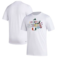 T-shirt d'avant-match adidas x Rich Mnisi Pride Collection pour hommes, blanc, Miami Hurricanes, AEROREADY