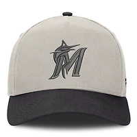 Casquette ajustable Wonder A-Frame Miami Marlins pour homme, couleur pierre/graphite, de la marque Fanatics.