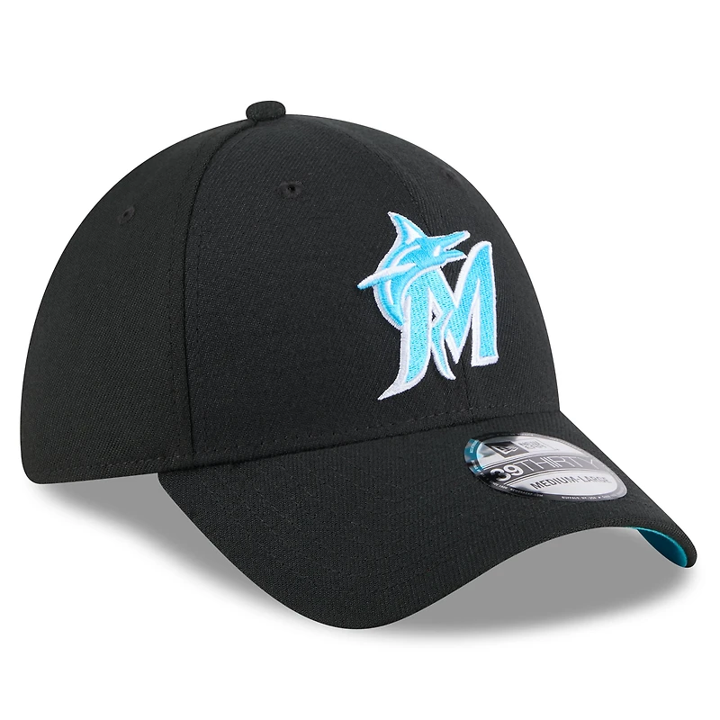 Men's New Era Black Miami Marlins 2024 Father's Day 39THIRTY Flex Hat