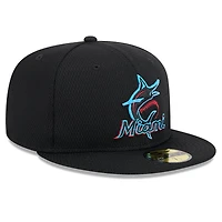 Men's New Era Black Miami Marlins 2025 MLB Clubhouse 59FIFTY Fitted Hat