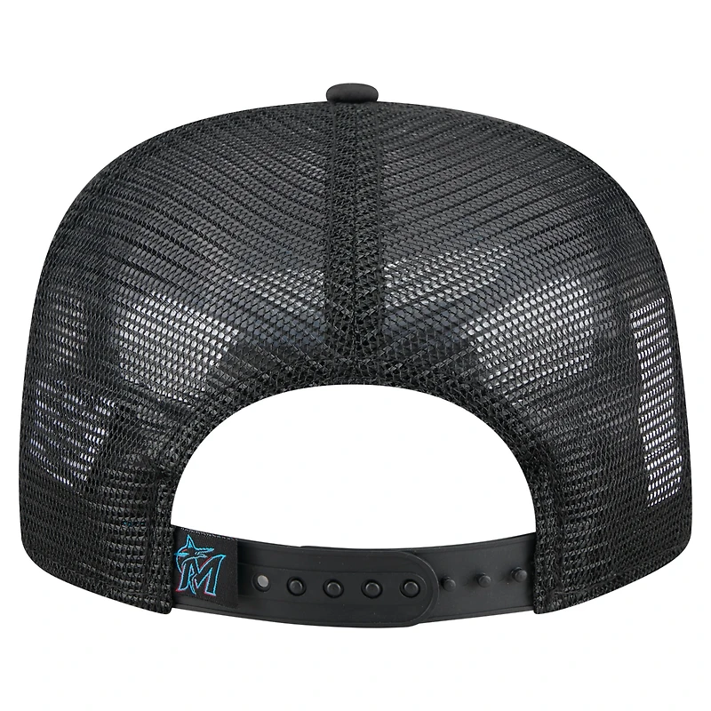 Casquette de golf ajustable noire rétro en satin avec inscription Miami Marlins de New Era pour homme