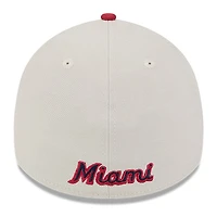 Casquette flexible New Era kaki/rouge Miami Marlins 2024 4 juillet 39THIRTY pour hommes