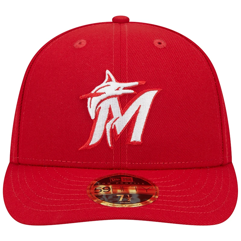Casquette ajustée 59FIFTY à profil bas des Miami Marlins Scarlet de New Era pour homme