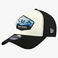 Men's New Era  Stone Miami Marlins 2026 Spring Training Fan Pack Gradient 39THIRTY Flex Hat