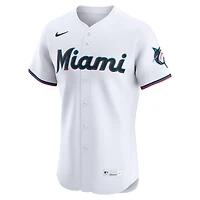 Maillot Nike Sandy Alcantara blanc pour homme des Miami Marlins Domicile Elite