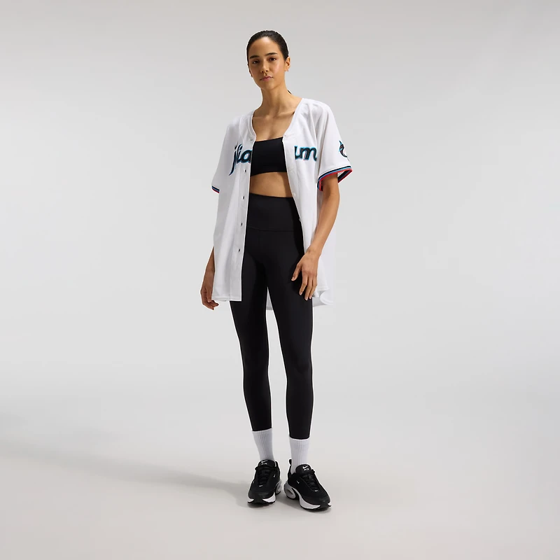 Maillot de joueur Nike Sandy Alcantara blanc Miami Marlins à domicile en édition limitée pour femme