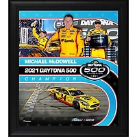 Collage encadré de Michael McDowell 15" x 17" du champion NASCAR 2021 Daytona 500