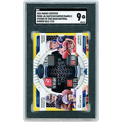 Michael Penix Jr., Drake Maye, J.J. McCarthy et Jayden Daniels - Carte de recrue Panini Certified Mirror Gold Stitches In Time Quad 2024 avec logo NFLPA et reliques #SITQ-QB #7/10 authentifiée SGC 9