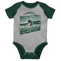 Ensemble de 3 pièces Mitchell & Ness vert/gris chiné pour bébé, comprenant un body, bavoir et des chaussons aux couleurs Spartans l'Université d'État du Michigan.