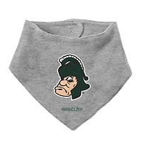 Ensemble de 3 pièces Mitchell & Ness vert/gris chiné pour bébé, comprenant un body, bavoir et des chaussons aux couleurs Spartans l'Université d'État du Michigan.