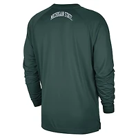 T-shirt raglan Nike State Spartans Basketball Spotlight Performance pour homme, vert