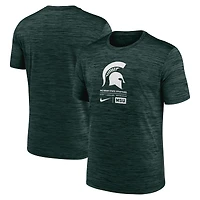 T-shirt Nike Michigan State Spartans Campus Center Block Velocity Performance vert pour homme