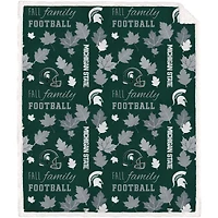 Couverture Sherpa en flanelle polaire Pegasus Michigan State Spartans automne, famille et football