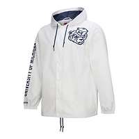 Veste à capuche entièrement boutonnée Michigan Wolverines Coaches pour homme Mitchell & Ness blanche