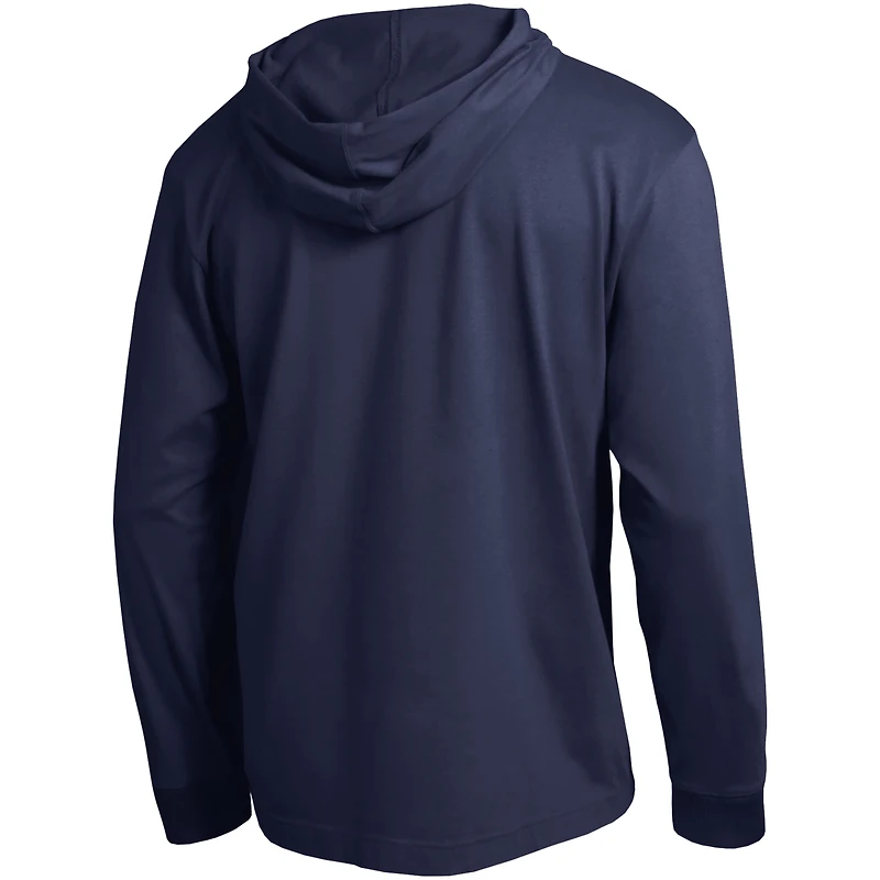 T-shirt à manches longues et capuche Champion Athletic Navy Michigan Wolverines, champions nationaux de basketball masculin NCAA 2026