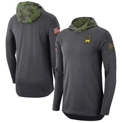Jordan Brand T-shirt à capuche manches longues Michigan Wolverines Military pour homme