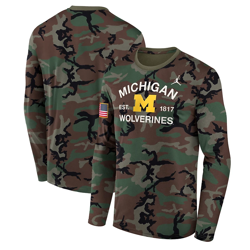 T-shirt à manches longues Jordan Brand Camo Michigan Wolverines 2025 Military Appreciation Legend Dri-FIT pour homme