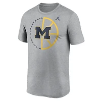 T-shirt Jordan Brand pour homme, gris chiné, Michigan Wolverines Legend Basketball Icon Performance