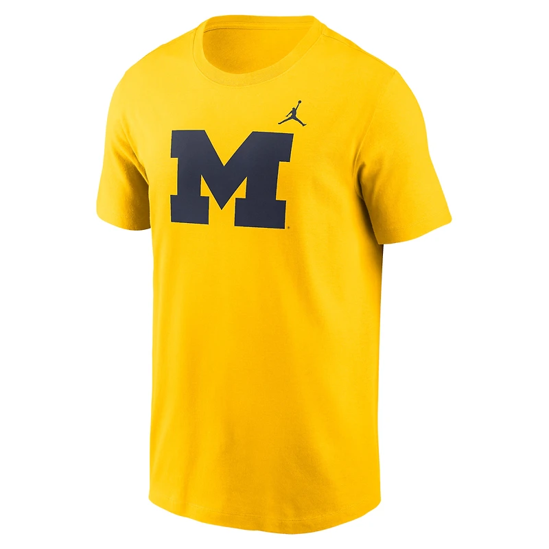 T-shirt Jordan Brand Maize Michigan Wolverines Primetime Evergreen pour homme avec logo